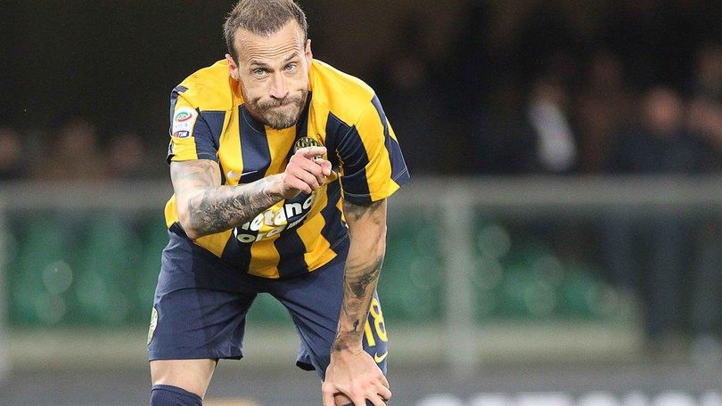 Serie A Verona, per Moras lesione all'adduttore