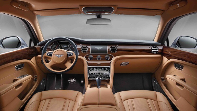 Bentley Mulsanne: lusso da 512 cv e 300 km/h