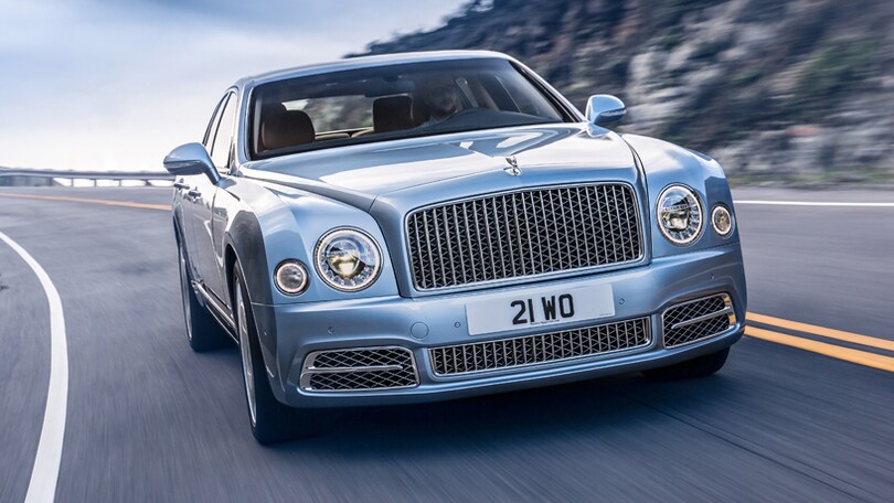 Bentley Mulsanne: lusso da 512 cv e 300 km/h