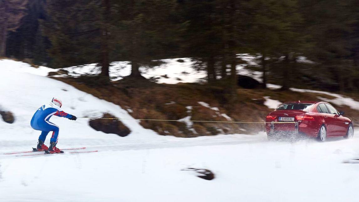 Verso il record di Speed Ski trainato da una Jaguar
