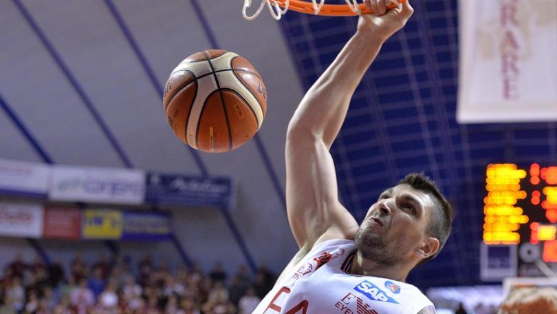 Basket Serie A, Milano rullo compressore a Venezia