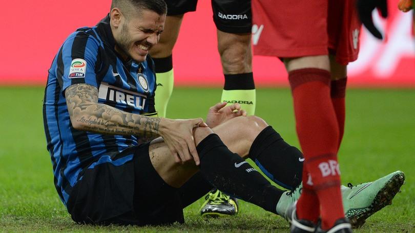 Inter, che tegola! Icardi fuori 40 giorni. Niente sfida alla Roma