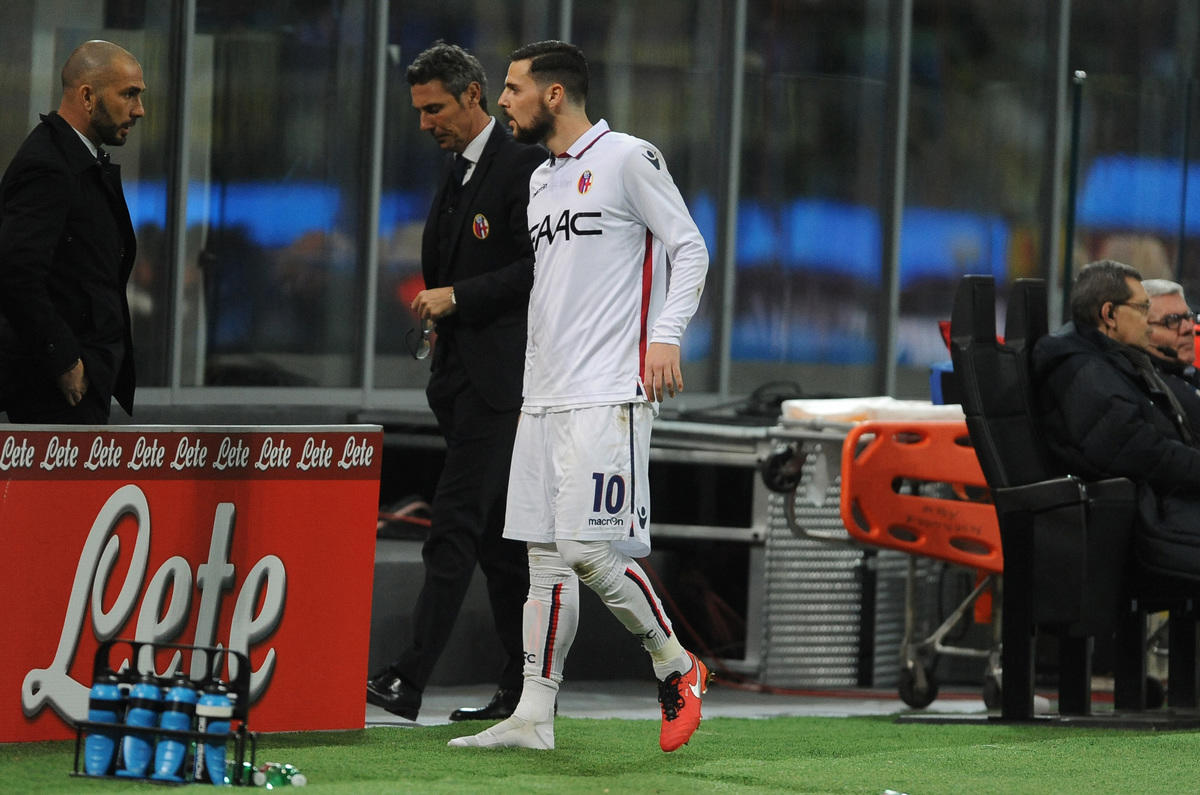 Serie A Bologna, Destro out un mese: frattura al piede