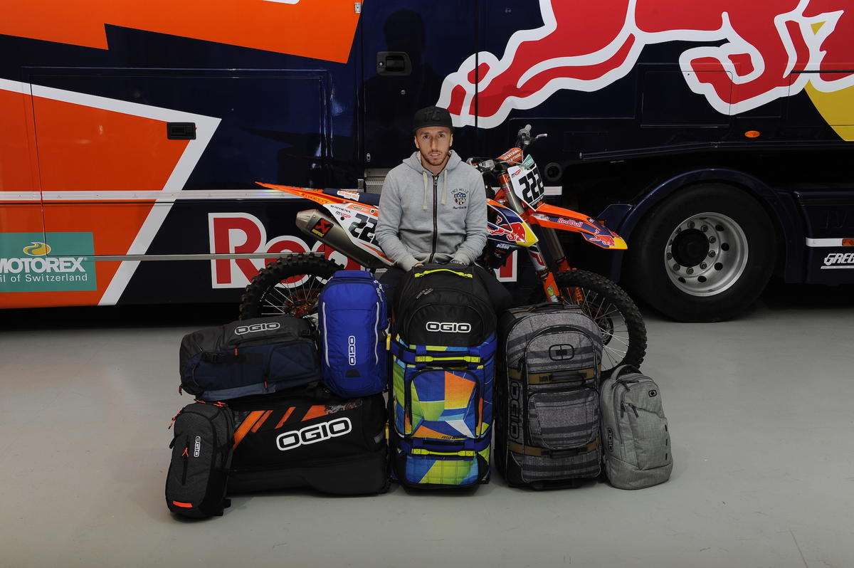 Ogio riparte alla grande con Tony Cairoli