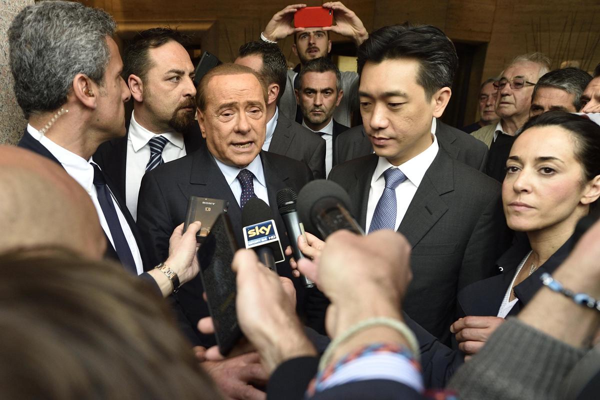 Milan, Fininvest smentisce la cessione e mette fretta a Mr. Bee
