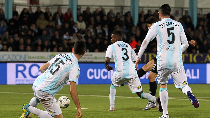 Serie B Entella-Spezia: il derby della Liguria finisce pari