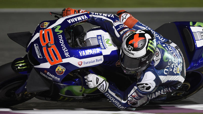 MotoGP Qatar, qualifiche: pole di Lorenzo, Rossi a 0”200
