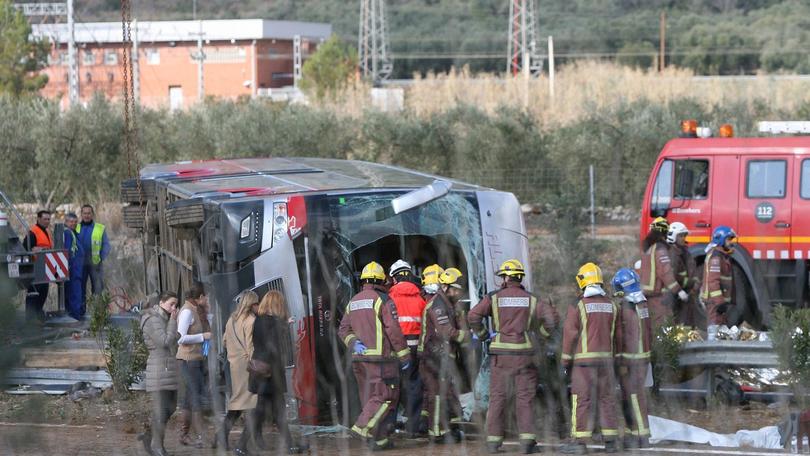 Bus Catalogna, tragedia Erasmus: 13 vittime, sette italiane. Lutto a Torino