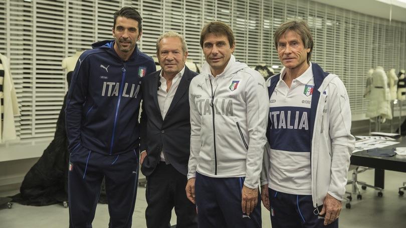 Il primo scatto della Nazionale con le nuove divise di Ermanno Scervino