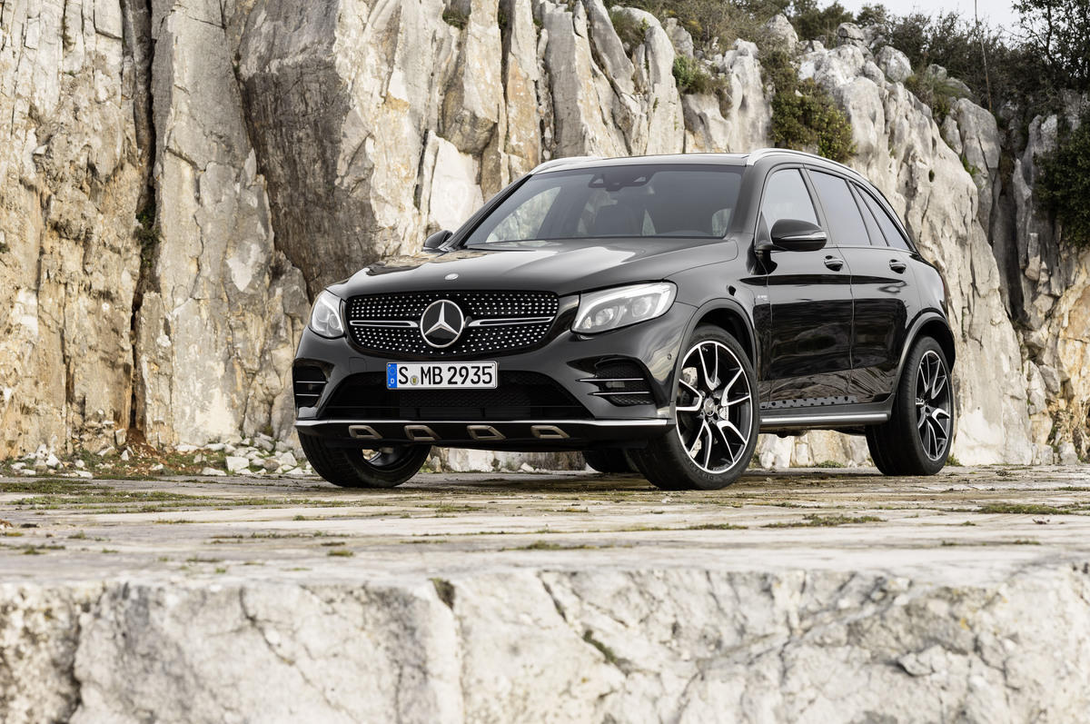 Mercedes AMG GLC 4Matic, il medium SUV da 367 cv