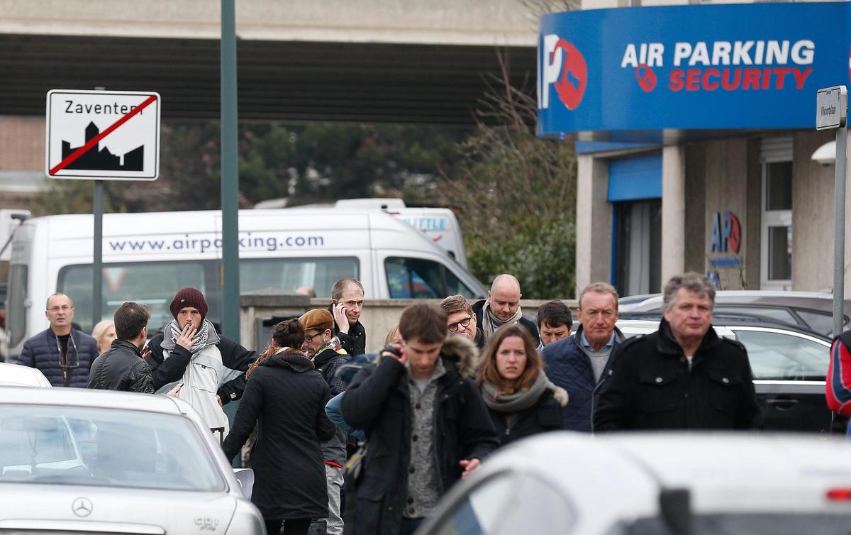Bruxelles, un testimone degli attacchi: «E' stato un inferno, ma i soccorsi sono arrivati in ritardo»