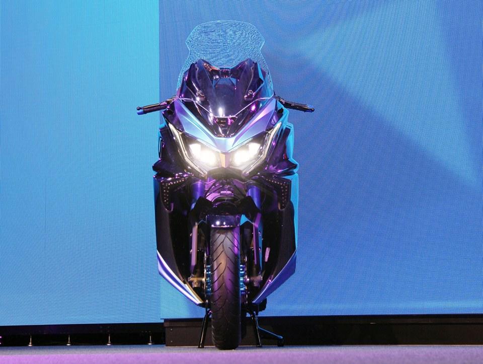 Kymco lancia l'anti TMax: è “l’italiano” K50