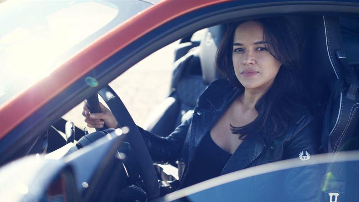 Michelle Rodriguez, una star a 320 all'ora