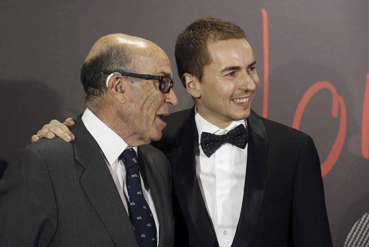 Mister MotoGP nei guai per evasione: chiesto l’arresto di Ezpeleta