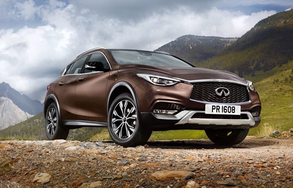 Infiniti QX30, la crossover compatta arriva in estate