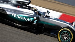 F1, GP Bahrain: pole da primato per Hamilton