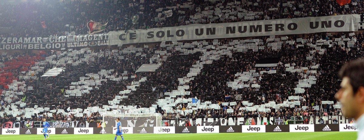 Juventus, Buffon celebrato dallo Stadium. Emozione prima della sfida all’Empoli