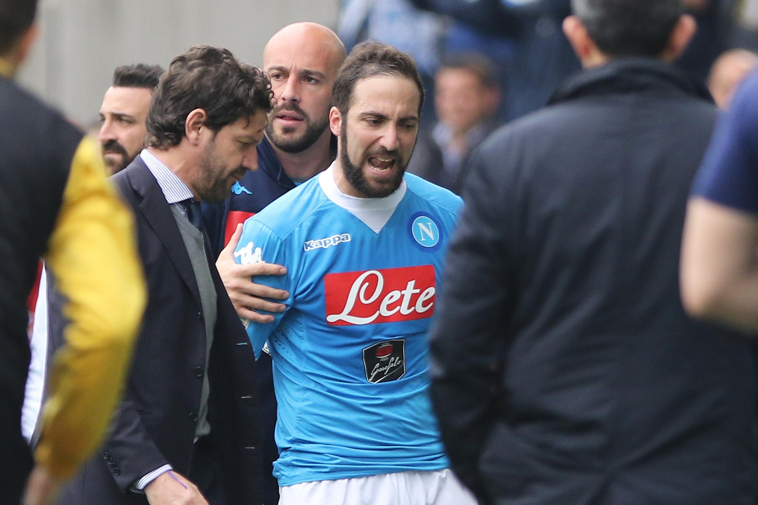 Napoli, il fratello di Higuain: «Merita una sola giornata di squalifica»