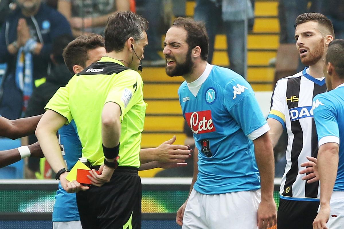 Napoli, Higuain stangato. Salterà Inter e Roma