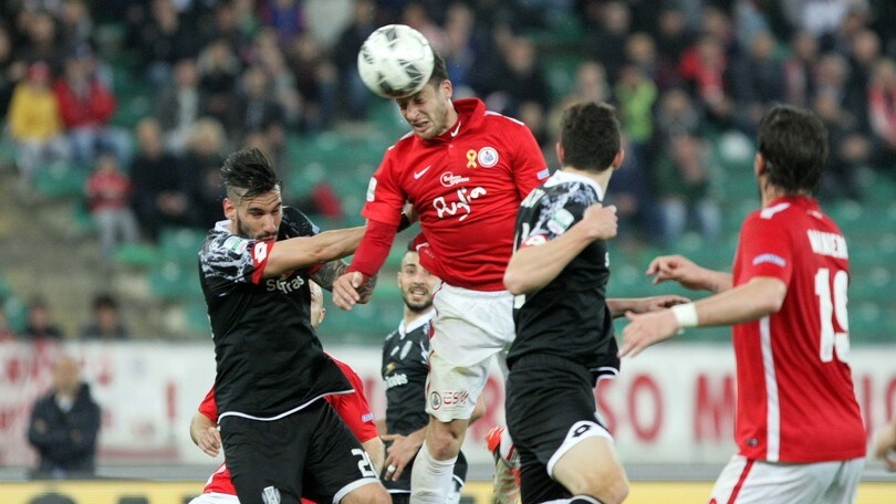 Serie B Bari-Cesena, pari a reti inviolate