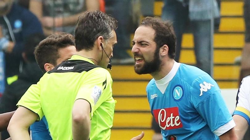 Napoli, Higuain stangato. Salterà Inter e Roma