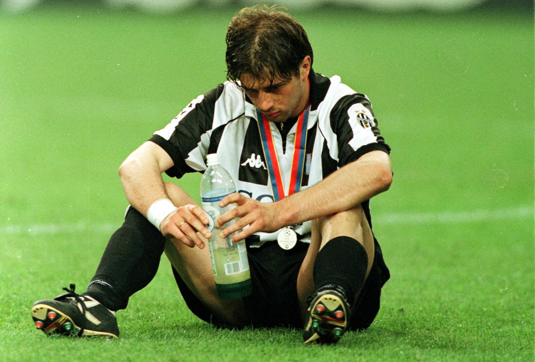Juventus, Tacchinardi chiede scusa ai tifosi: «Le mie parole mal interpretate»