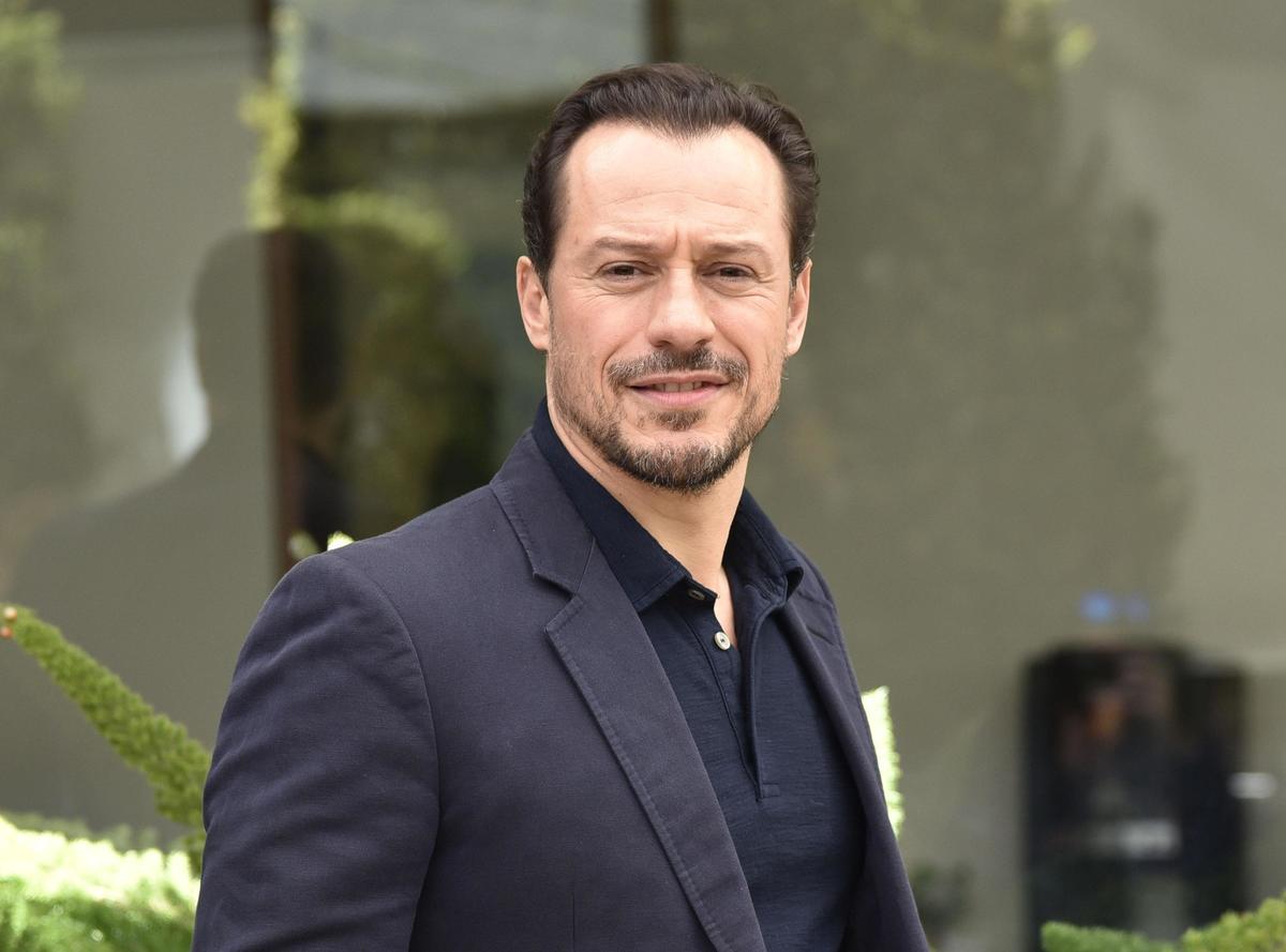 Stefano Accorsi pilota "veloce come il vento"