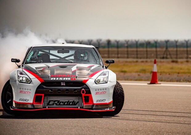 Derapata da Guinness per la Nissan GT-R Nismo