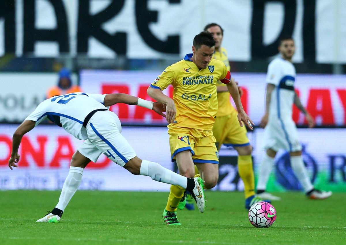 Serie A Frosinone, Frara: «Verona?  Da dentro o fuori»