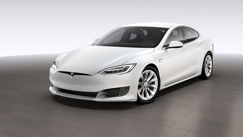 Nuova Tesla Model S, addio griglia