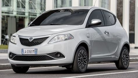 Lancia Ypsilon Mya, foto e prezzi della citycar più fashion che mai
