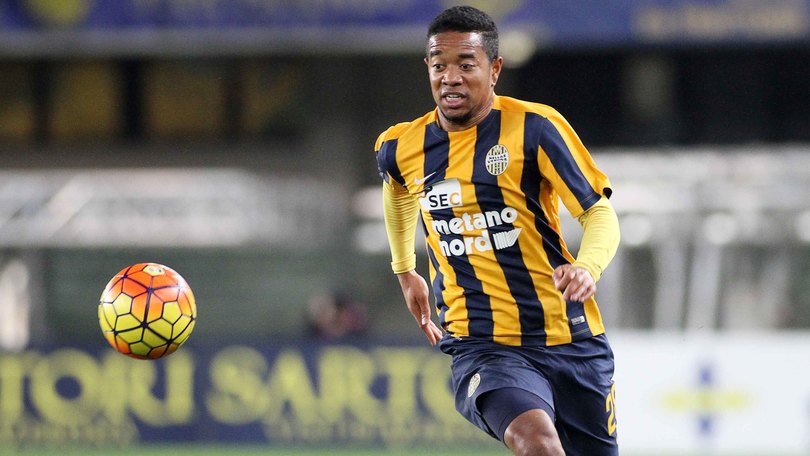Serie A Verona, Emanuelson: «Non ho voglia di retrocedere»
