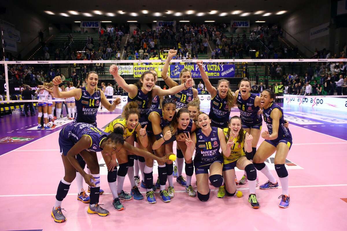 Conegliano prima semifinalista. Novara impatta con Modena