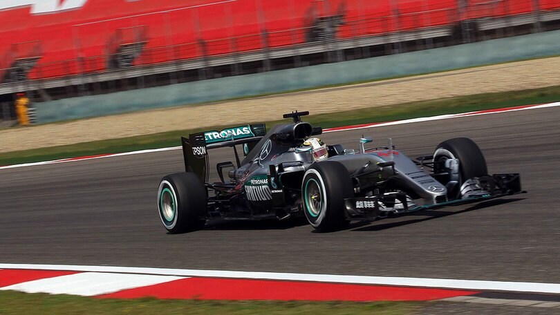 GP Shanghai, le immagini più emozionanti delle libere