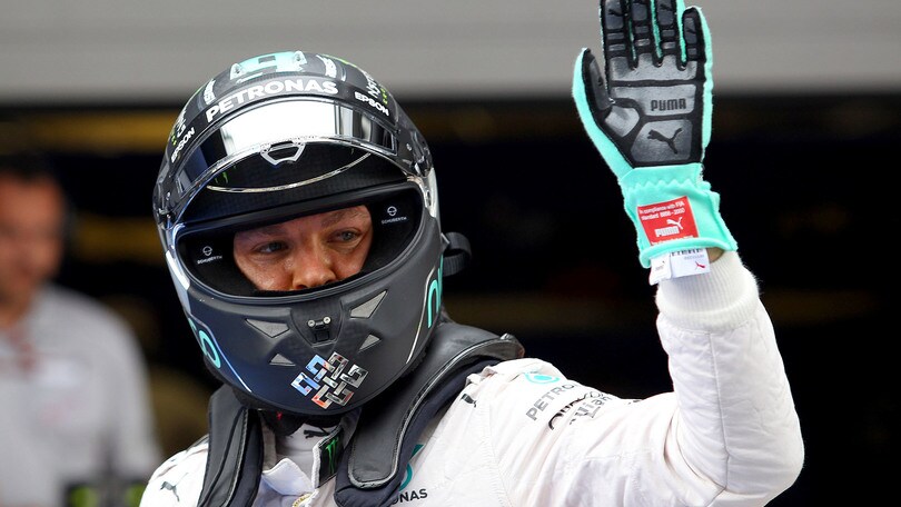 GP Cina, Rosberg in pole, terza la Ferrari di Raikkonen