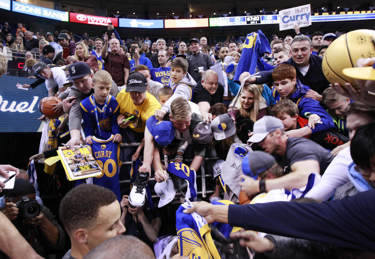 Nba: Golden State a un passo dal bis, vale a 1,65