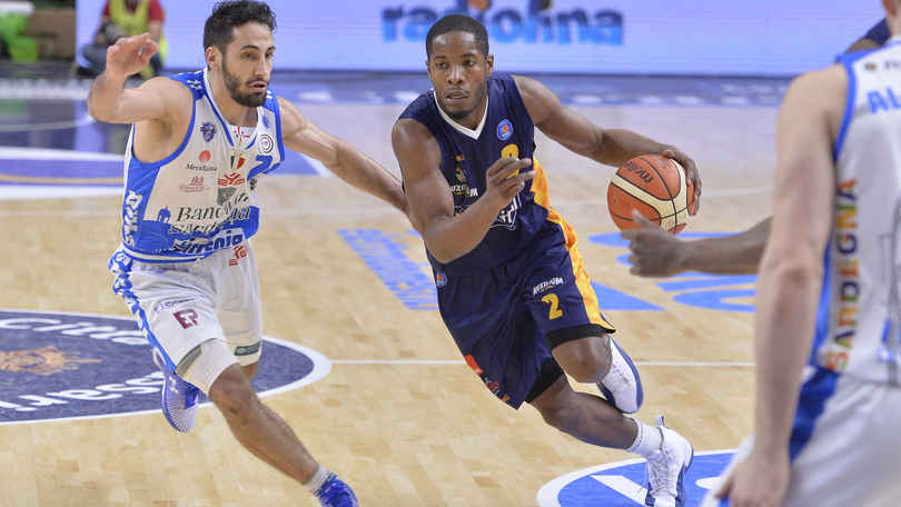Basket Serie A, Torino, è di nuovo rincorsa