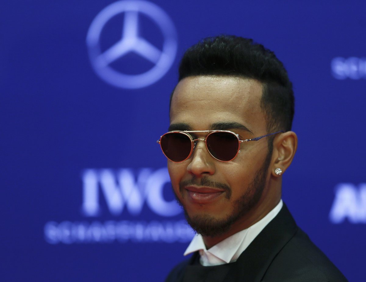 F1, Hamilton non esclude un futuro alla Ferrari