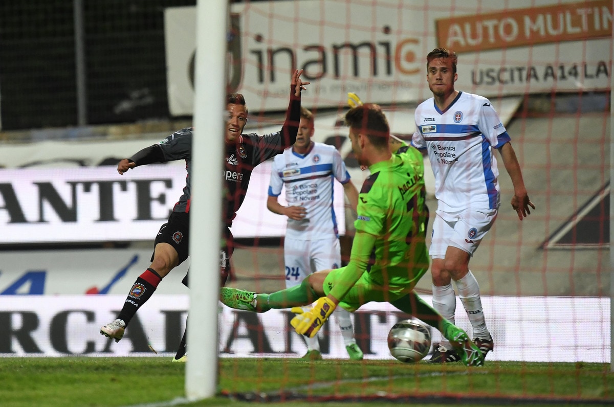 Serie B, il Como ferma il Cagliari. Novara ko a Lanciano
