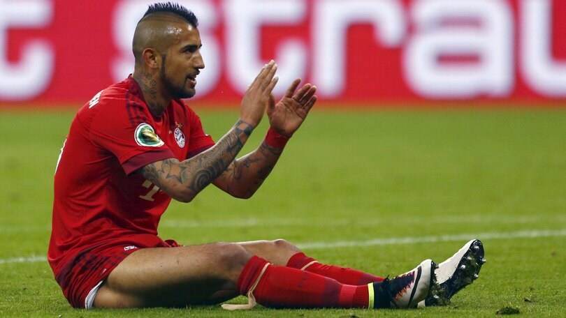Bayern, bufera sul simulatore Vidal: Guardiola e Mueller lo attaccano