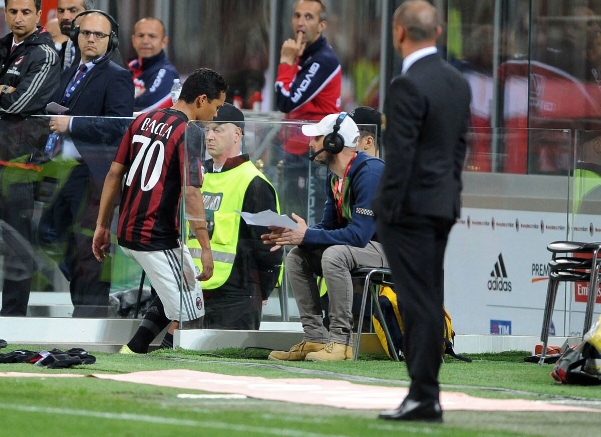 Milan, Brocchi sostituisce Bacca ma non la prende bene...