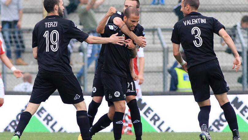 Serie B Spezia tris al Menti. Il Vicenza al tappeto