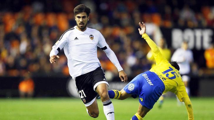 Juventus in pole su André Gomes, con l'ok di Mendes