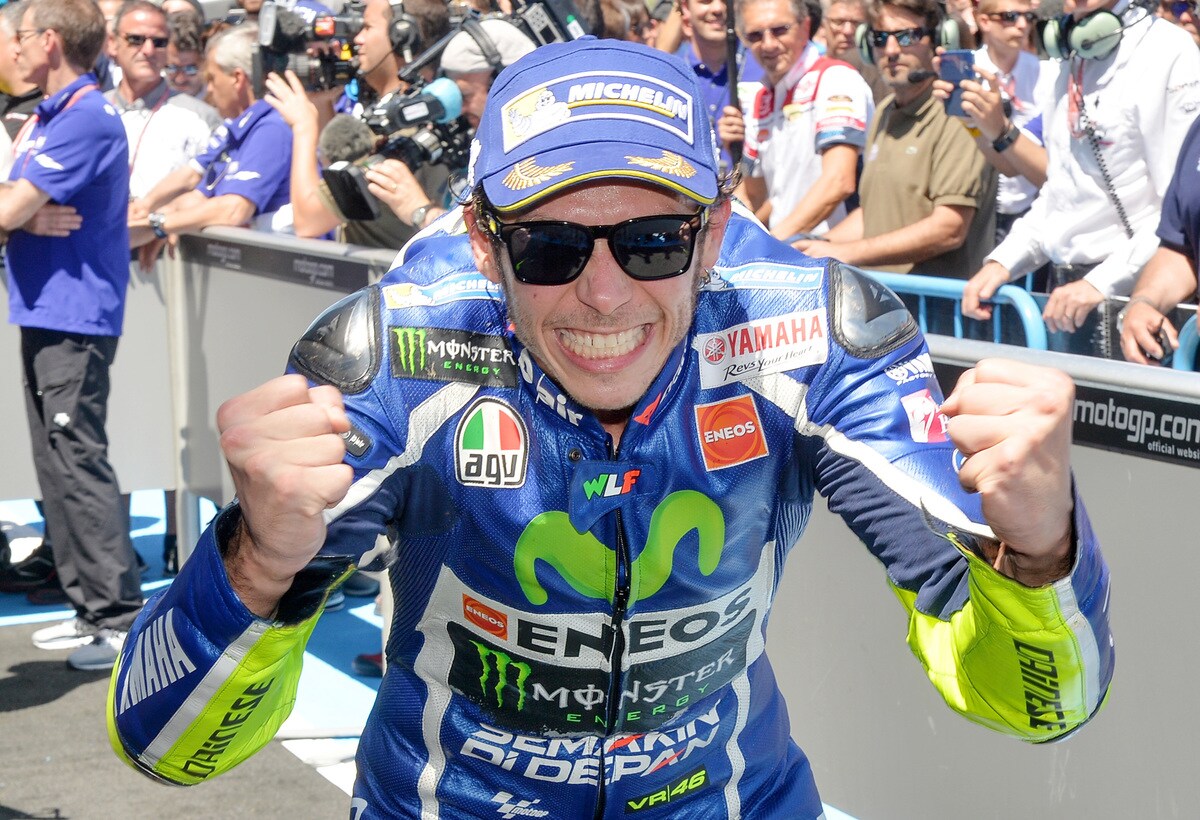 MotoGp, Pernat: «Valentino Rossi: doppio cazzotto a Jerez!»