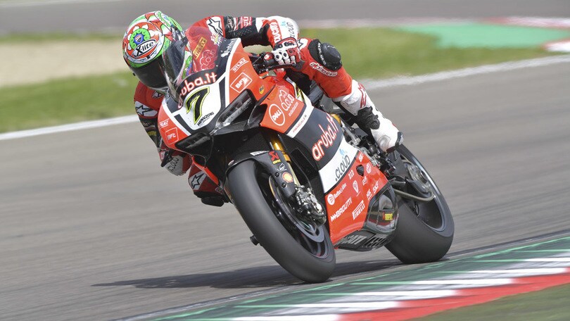 Ducati show a Imola: Davies fa doppietta in SBK