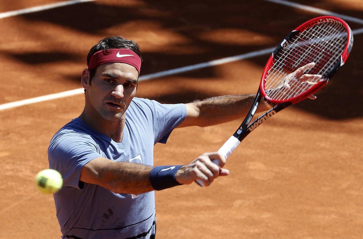 Tennis, Federer salta Madrid: «Spero di esserci a Roma»