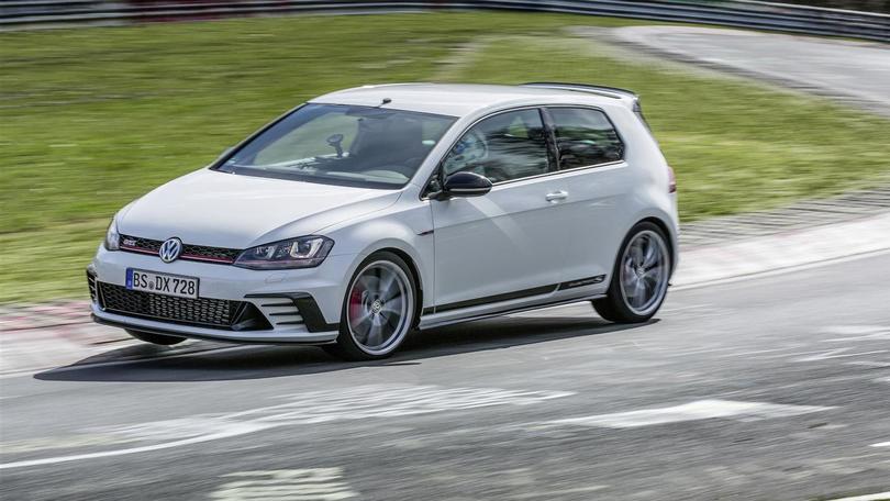 Volkswagen Golf GTI Clubsport S: foto