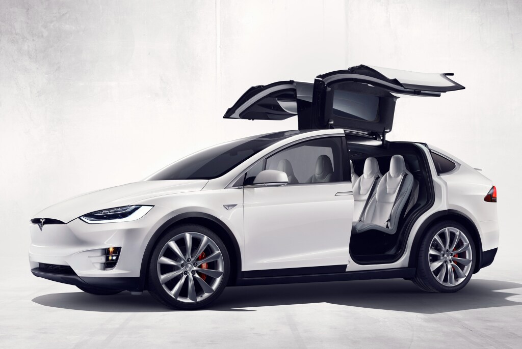Mezzo milione di Tesla ogni anno, ecco l'obiettivo di Elon Musk