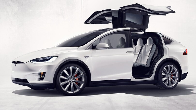 Mezzo milione di Tesla ogni anno, ecco l'obiettivo di Elon Musk