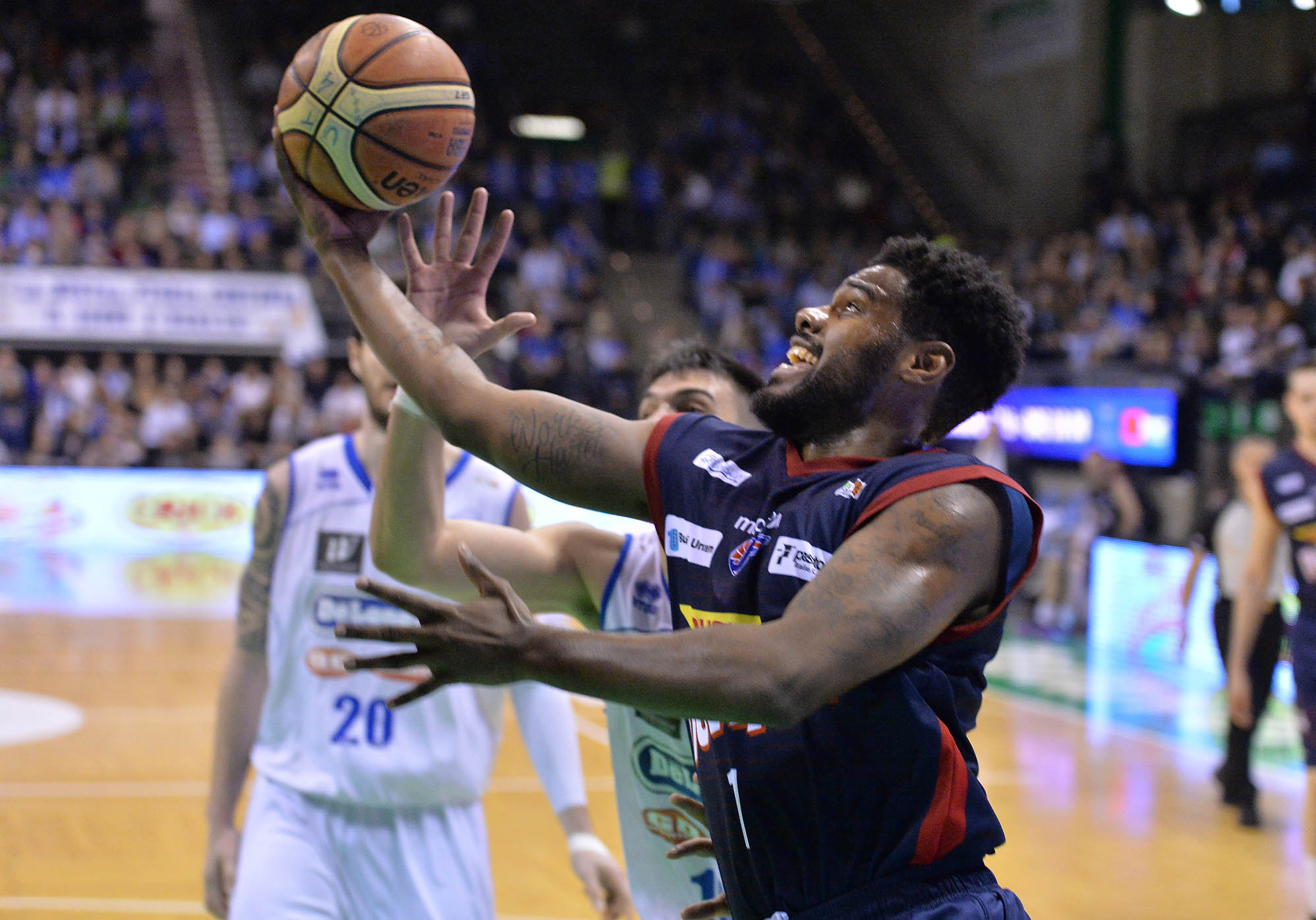 Basket A2, Casale e Tortona a gara5